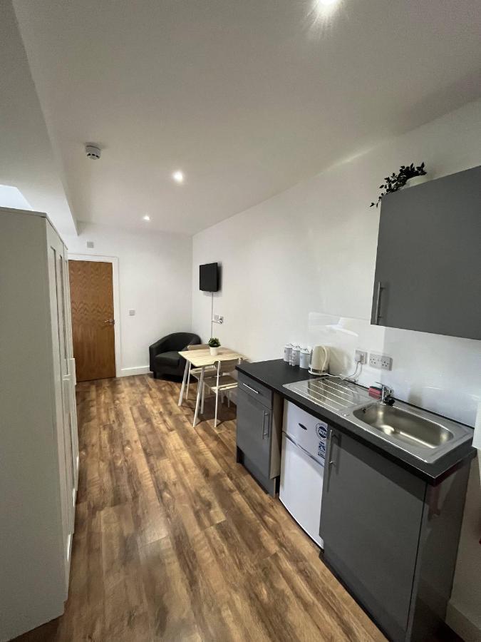 Sublime Stays Webberley Stylish Studio Stoke City Centre Dış mekan fotoğraf