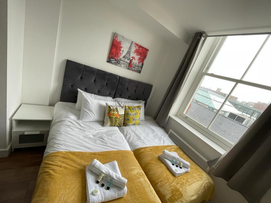 Sublime Stays Webberley Stylish Studio Stoke City Centre Dış mekan fotoğraf
