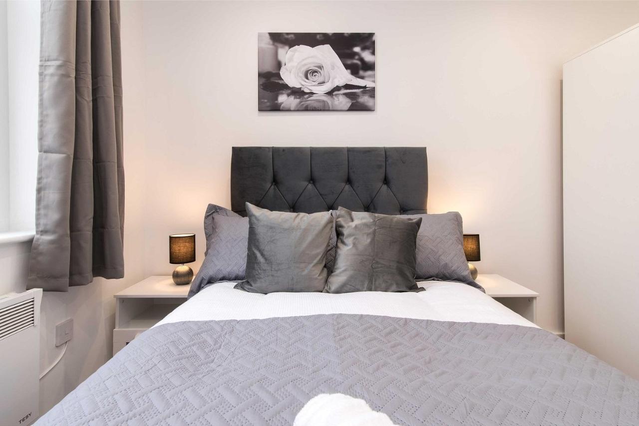 Sublime Stays Webberley Stylish Studio Stoke City Centre Dış mekan fotoğraf