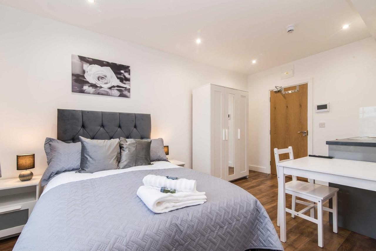Sublime Stays Webberley Stylish Studio Stoke City Centre Dış mekan fotoğraf