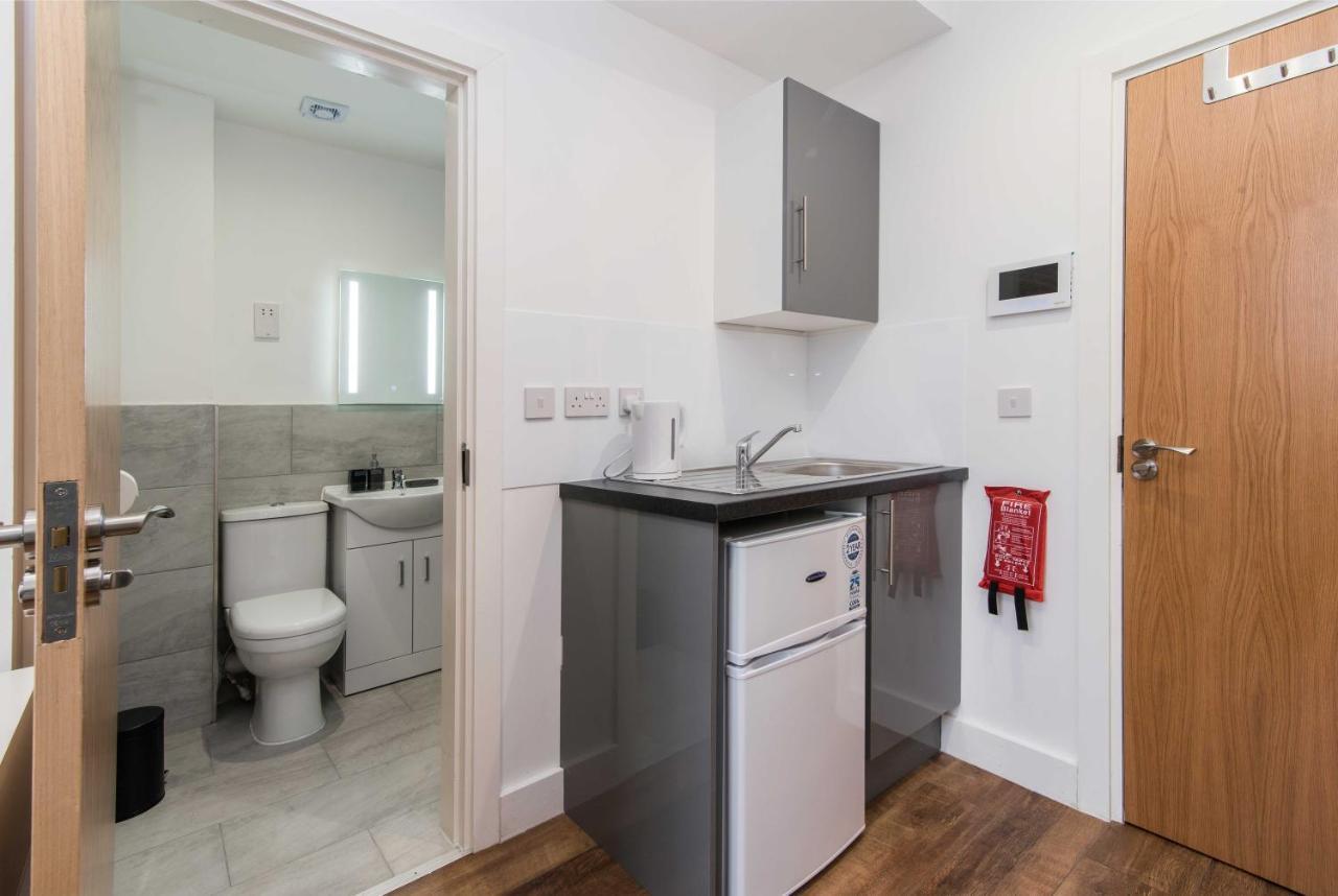 Sublime Stays Webberley Stylish Studio Stoke City Centre Dış mekan fotoğraf